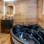 Alpine Black Pearl - Modern & Stylish By Inspiringplaces Ζερμάτ