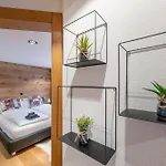 Alpine Black Pearl - Modern & Stylish By Inspiringplaces Διαμέρισμα Ζερμάτ