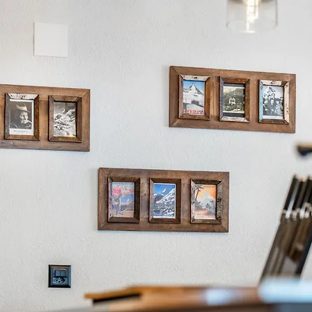 Alpine Black Pearl - Modern & Stylish By Inspiringplaces