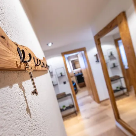 公寓 Alpine Black Pearl - Modern & Stylish By Inspiringplaces *