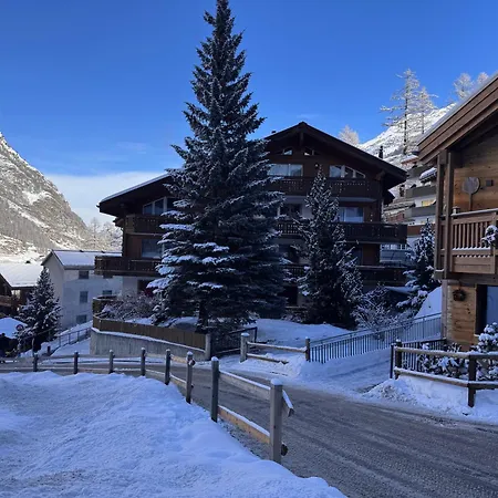 Alpine Black Pearl - Modern & Stylish By Inspiringplaces * Zermatt