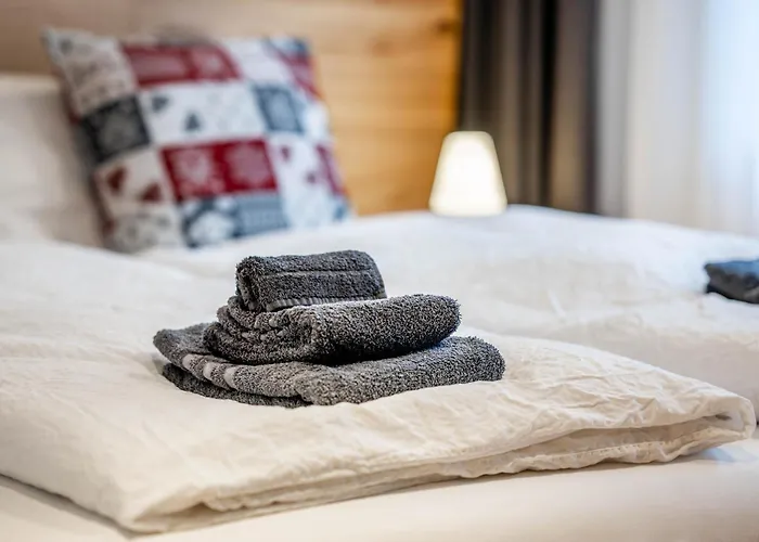 Alpine Black Pearl - Modern & Stylish By Inspiringplaces *