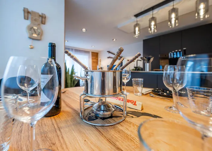 Alpine Black Pearl - Modern & Stylish By Inspiringplaces 采尔马特