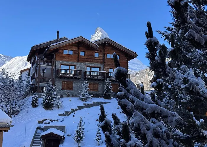 Apartment Alpine Black Pearl - Modern & Stylish By Inspiringplaces