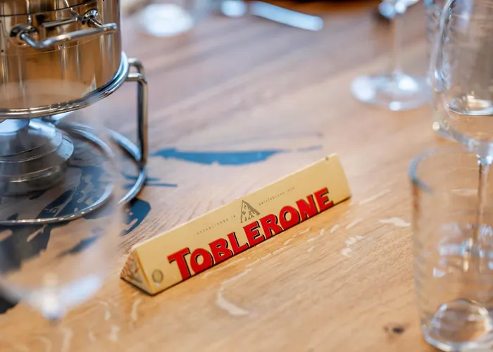 Alpine Black Pearl - Modern & Stylish By Inspiringplaces * Ζερμάτ